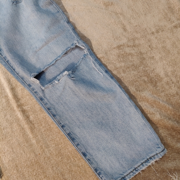 Lucky Brand Light Wash Distressed the Boyfriend Denim Overalls, size XS - Picture 5 of 12